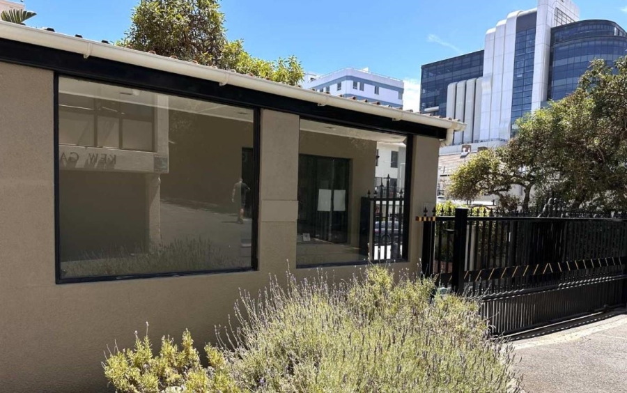 To Let 0 Bedroom Property for Rent in Sea Point Western Cape